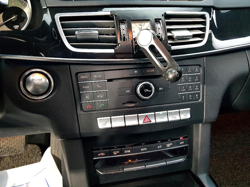 Mercedes Benz E class - Vista 11