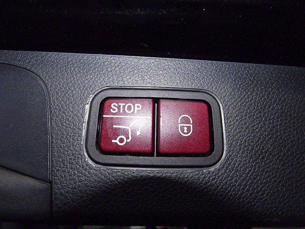 Mercedes Benz GLC Class 2016 Negro - Importación desde Corea - HF Imports Iquique - Foto 15