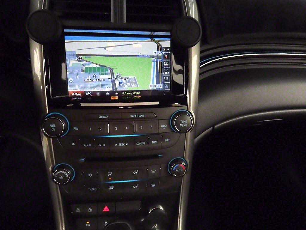 Chevrolet Malibu 2016 Blanco - Importación desde Corea - HF Imports Iquique - Foto 13