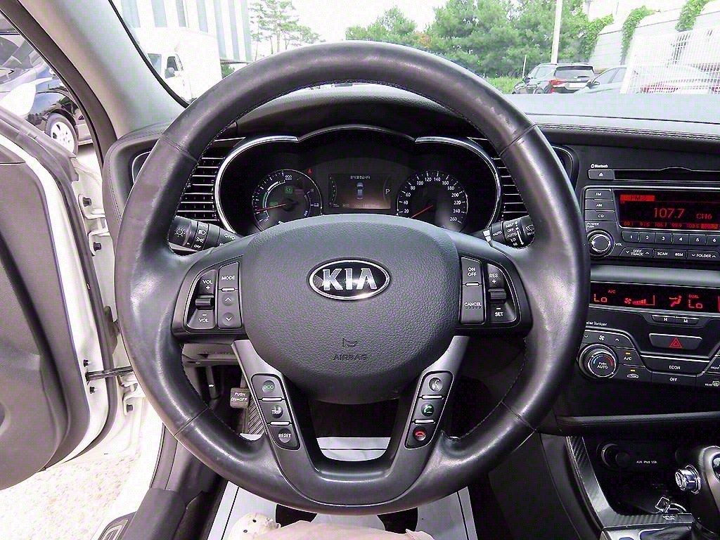 KIA K5 - Vista 8