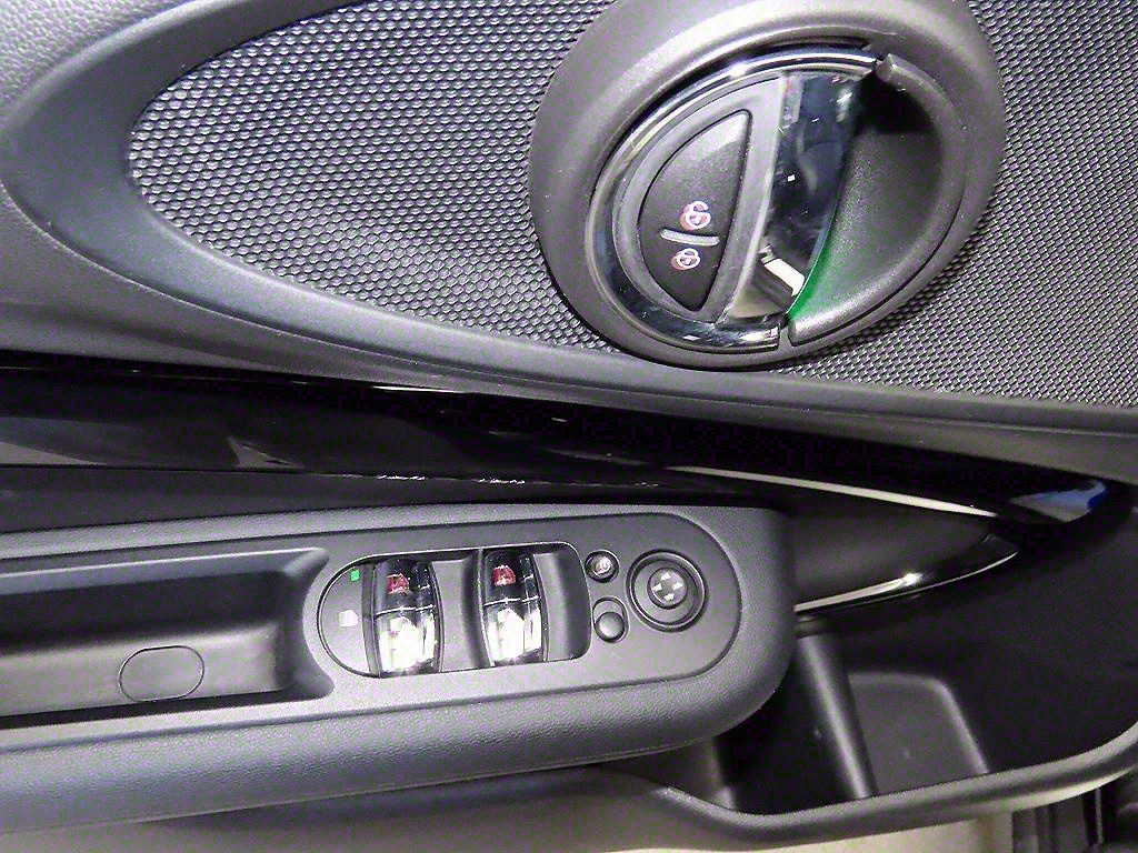 Mini Clubman 2018 Negro - Importación desde Corea - HF Imports Iquique - Foto 14