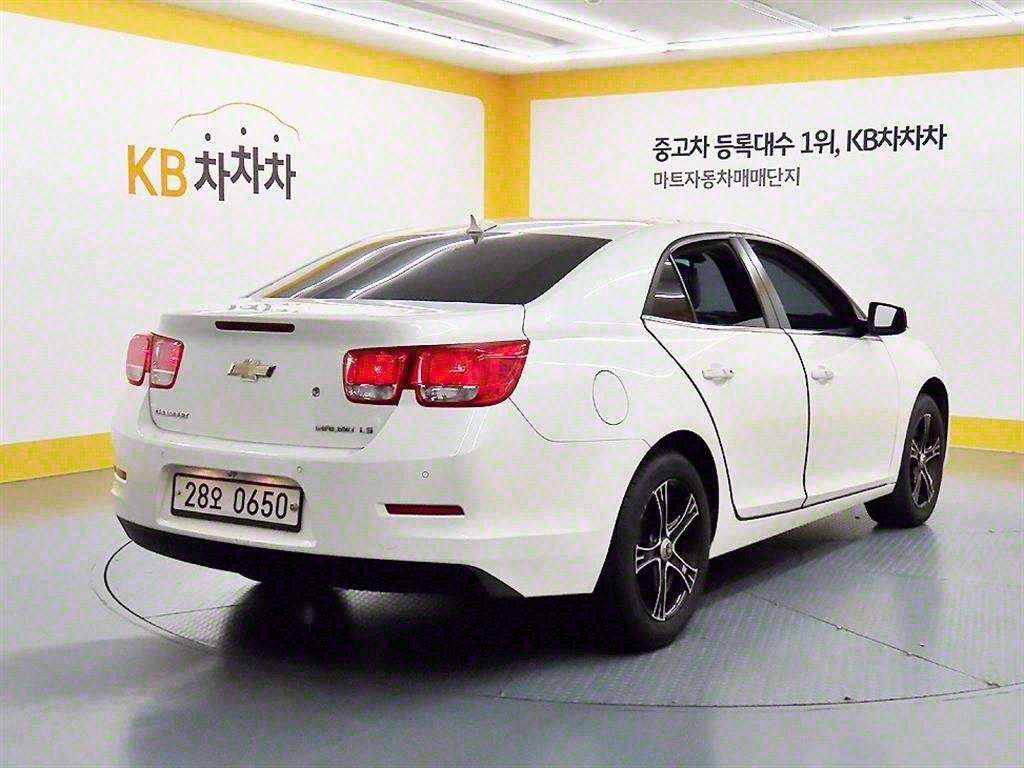 Chevrolet Malibu - Vista 4