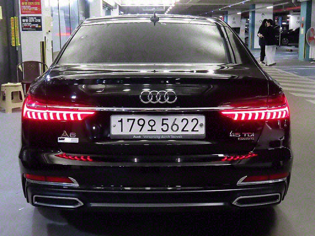 Audi A6 - Vista 5