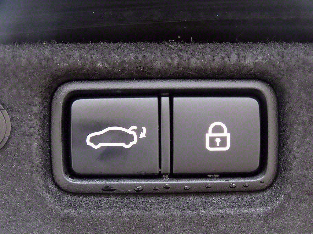 KIA K7 2017 Negro - Importación desde Corea - HF Imports Iquique - Foto 17