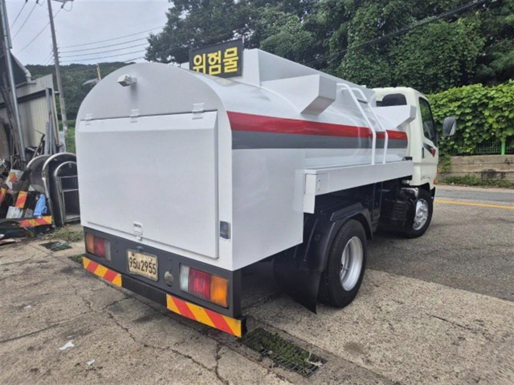 medium and large cargo Rory - Vista 6