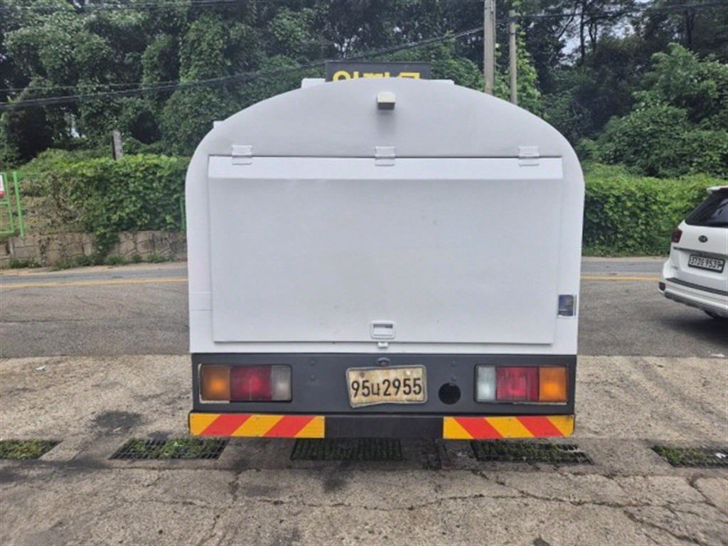 medium and large cargo Rory - Vista 5