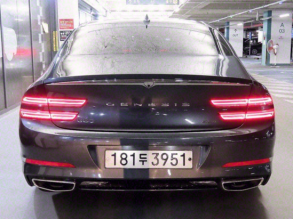 Genesis G80 - Vista 5