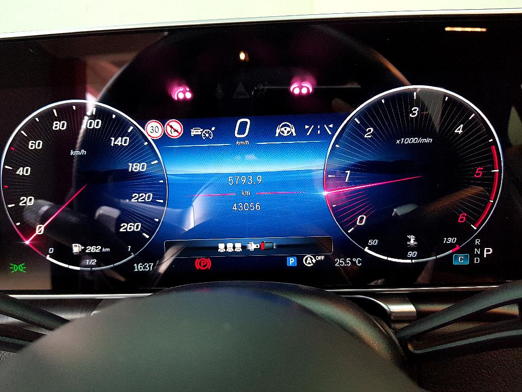 Mercedes Benz S Class - Vista 7