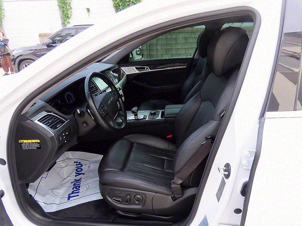 Genesis G80 - Vista 5