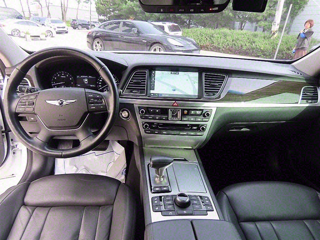 Genesis G80 - Vista 7