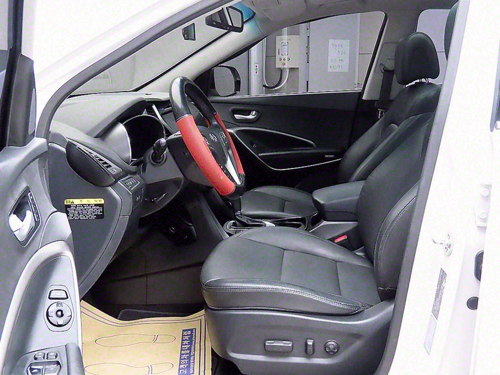 HYUNDAI Santa Fe - Vista 5