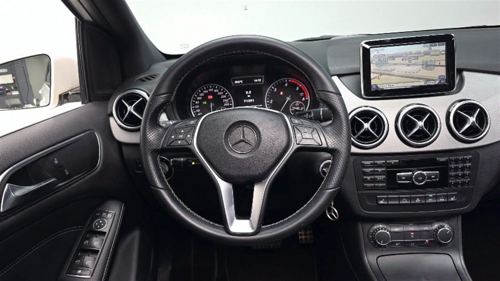 Mercedes Benz B Class (MY B) 2013 Blanco - Importación desde Corea - HF Imports Iquique - Foto 13