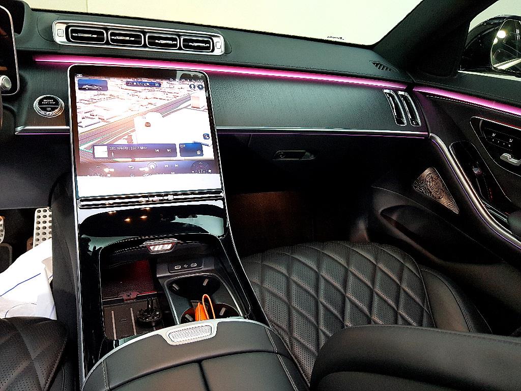 Mercedes Benz S Class - Vista 11