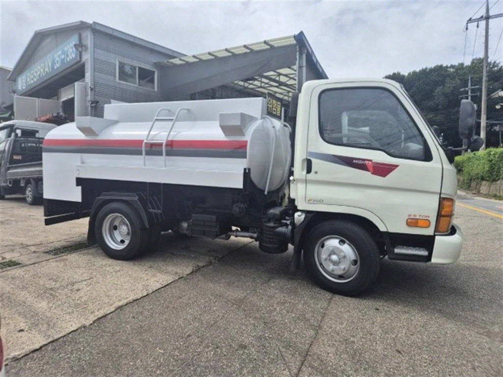 medium and large cargo Rory - Vista 7