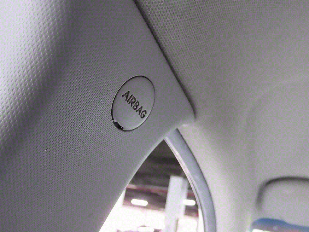 HYUNDAI Accent 2011 Blanco - Importación desde Corea - HF Imports Iquique - Foto 13