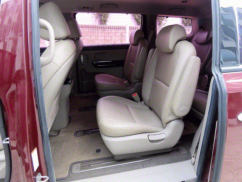 KIA Carnival - Vista 6