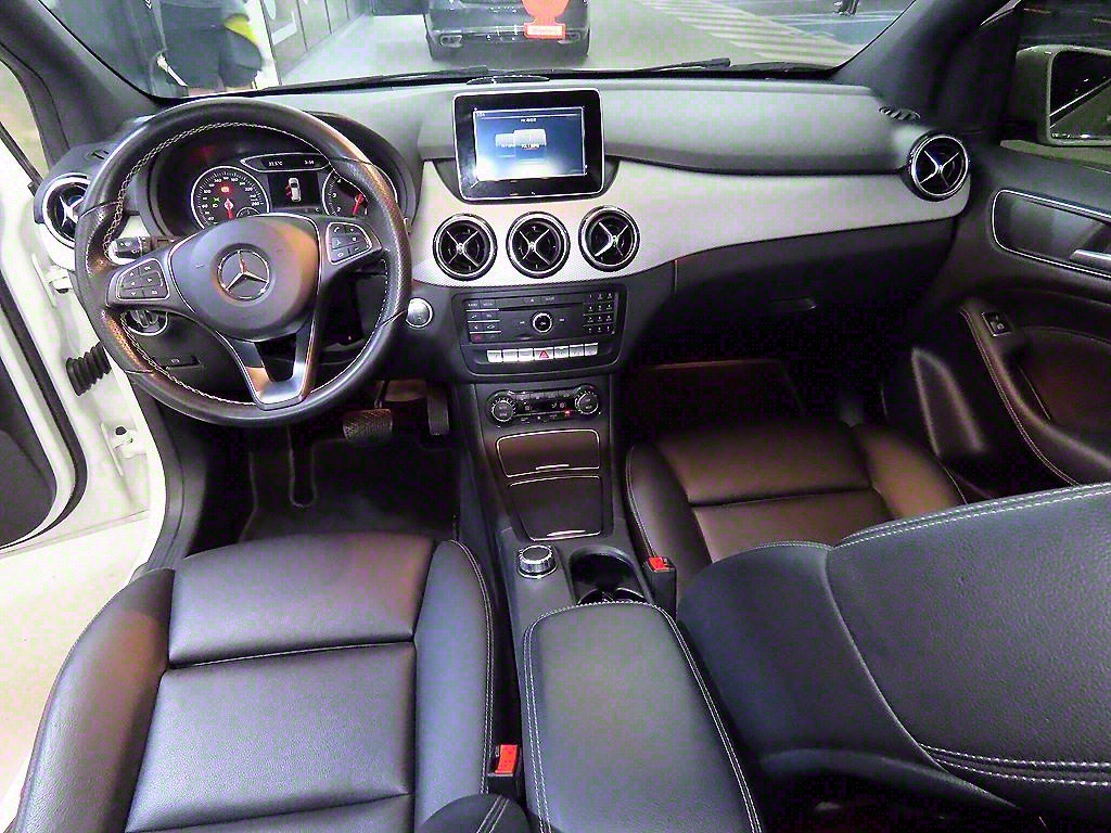 Mercedes Benz B Class (MY B) - Vista 10