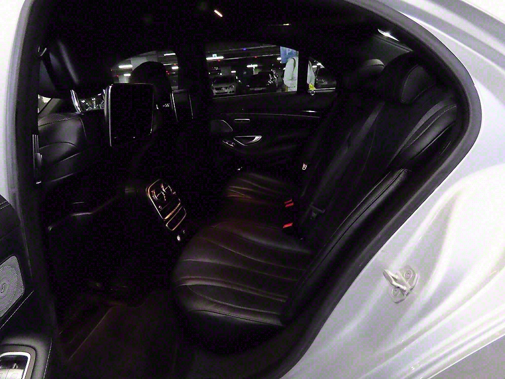 Mercedes Benz S Class - Vista 7