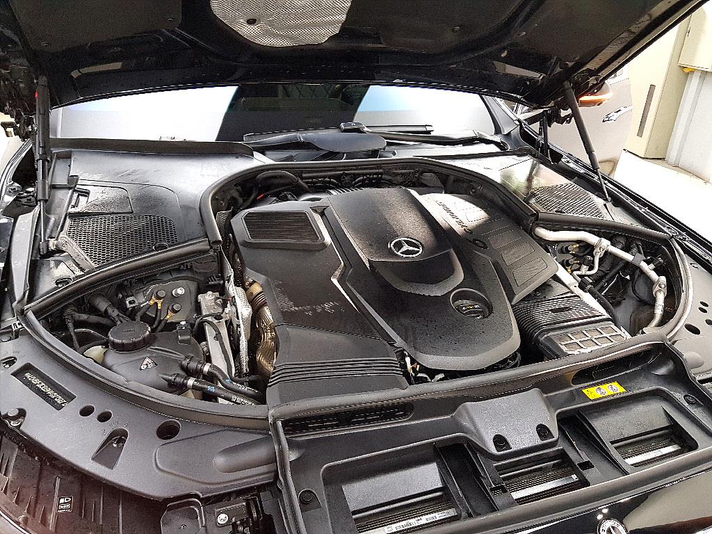 Mercedes Benz S Class - Vista 6