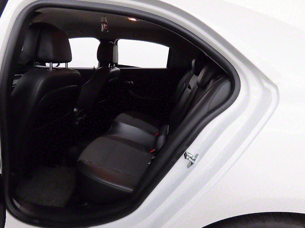 Chevrolet Malibu - Vista 6