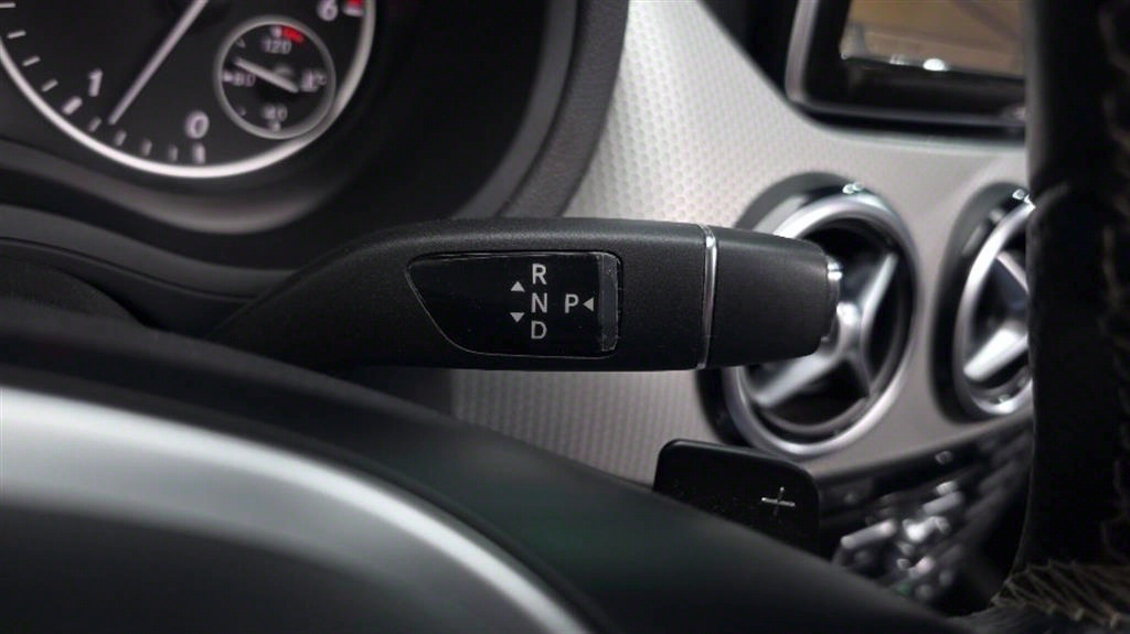 Mercedes Benz B Class (MY B) - Vista 9