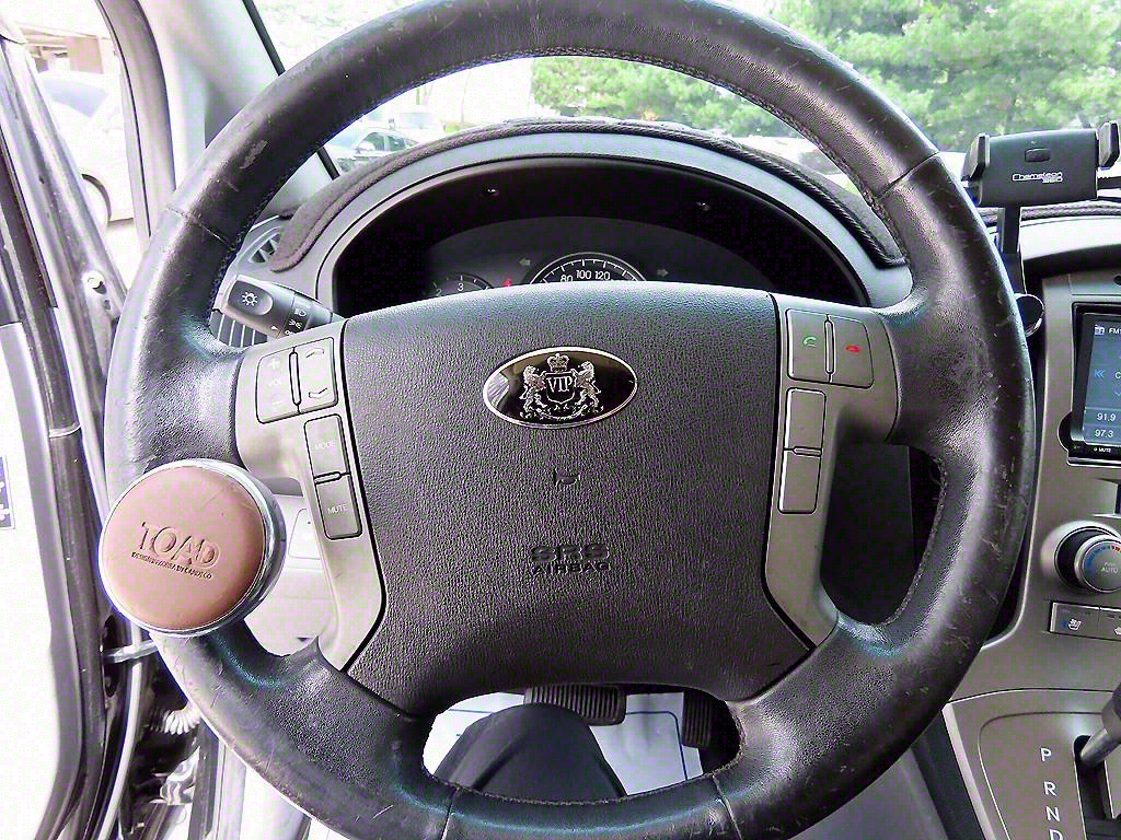 HYUNDAI Starex - Vista 7