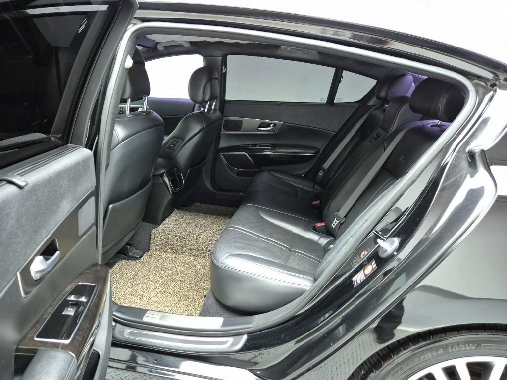 KIA K9 2014 Negro - Importación desde Corea - HF Imports Iquique - Foto 16