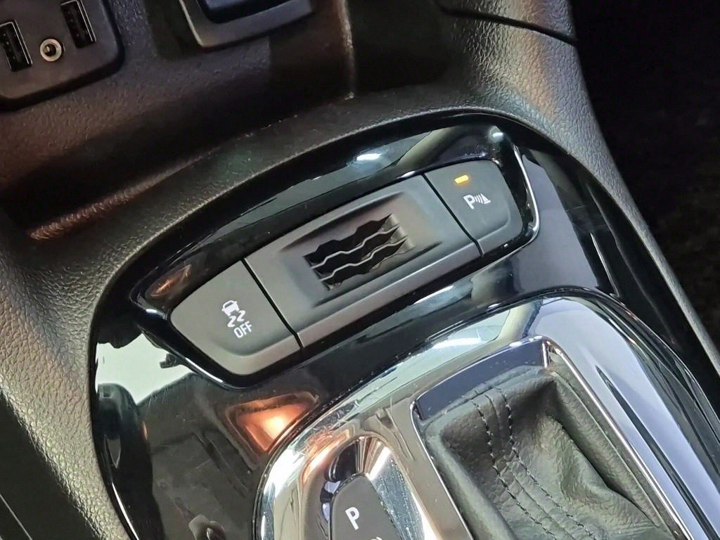 Chevrolet Cruise 2017 Negro - Importación desde Corea - HF Imports Iquique - Foto 16