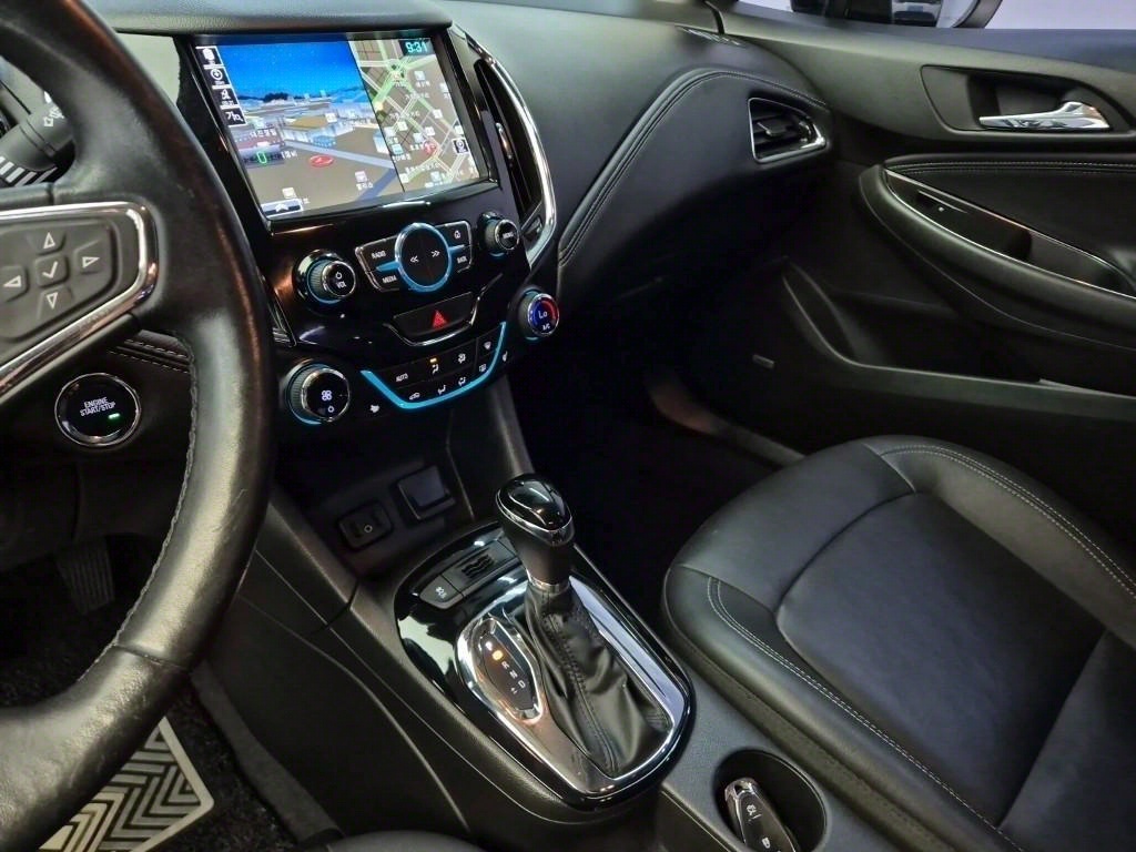 Chevrolet Cruise - Vista 10