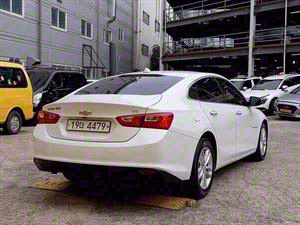 Chevrolet Malibu - Vista 8