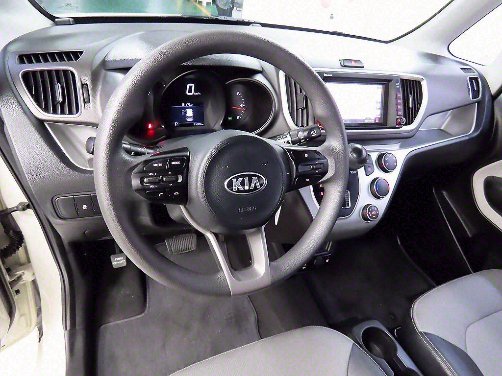 KIA Ray - Vista 9