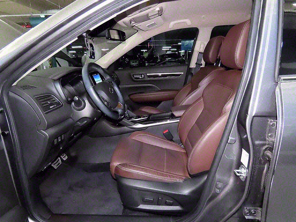 SAMSUNG QM6 - Vista 6