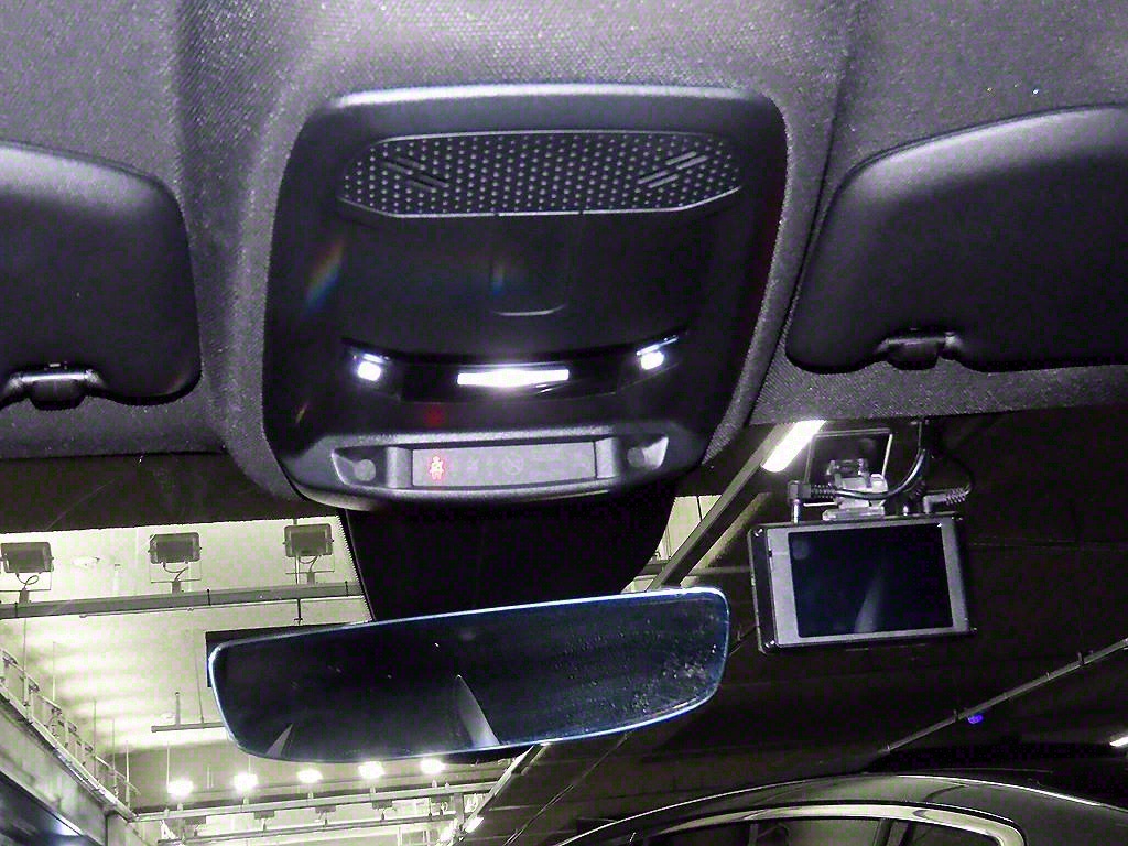 Peugeot 208 2023 Negro - Importación desde Corea - HF Imports Iquique - Foto 16