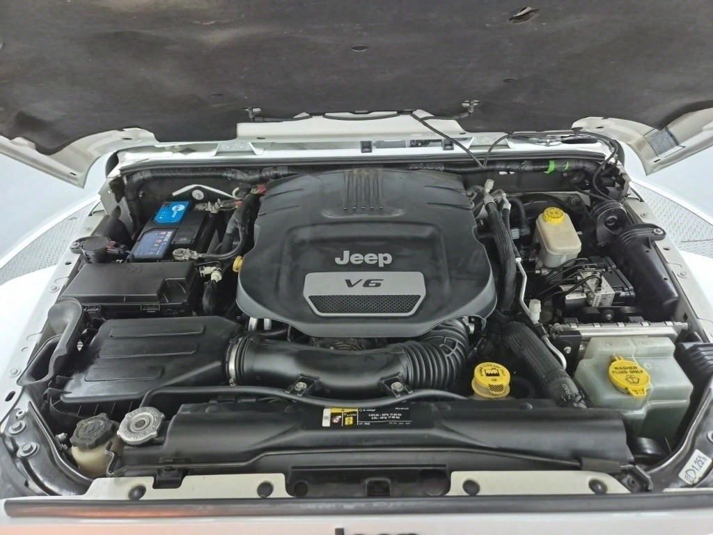 Jeep Wrangler - Vista 5