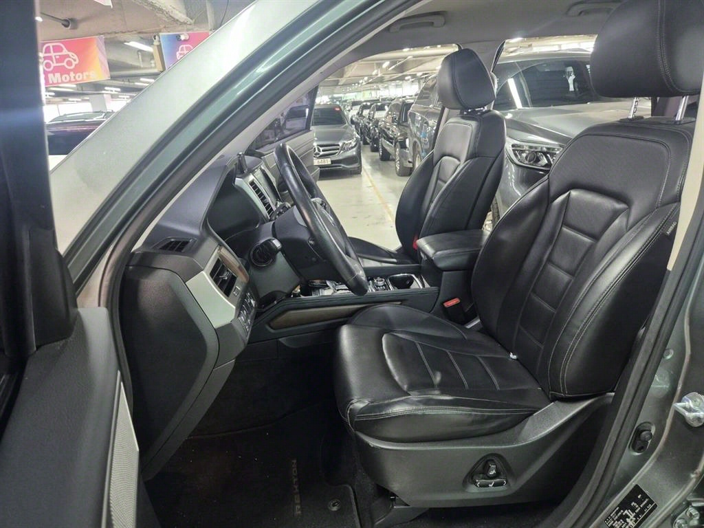 Ssangyong Rexton - Vista 6