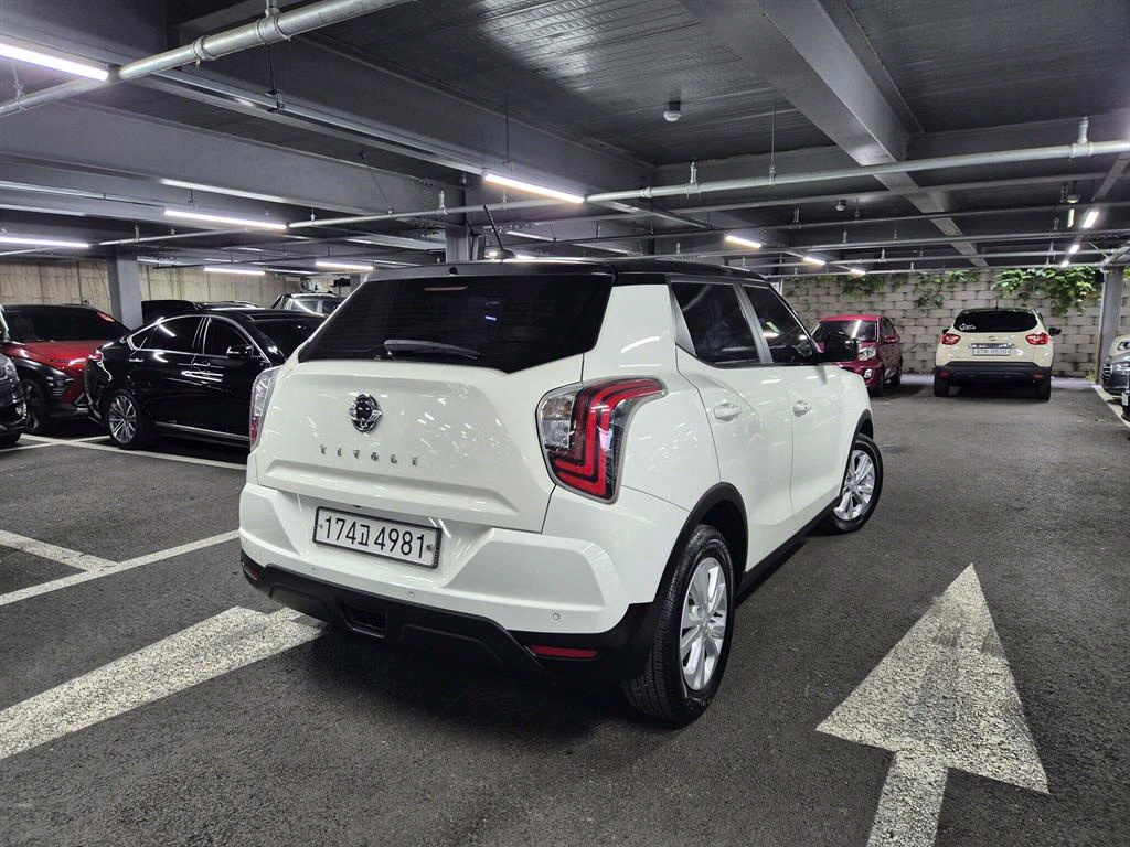Ssangyong Tivoli - Vista 6