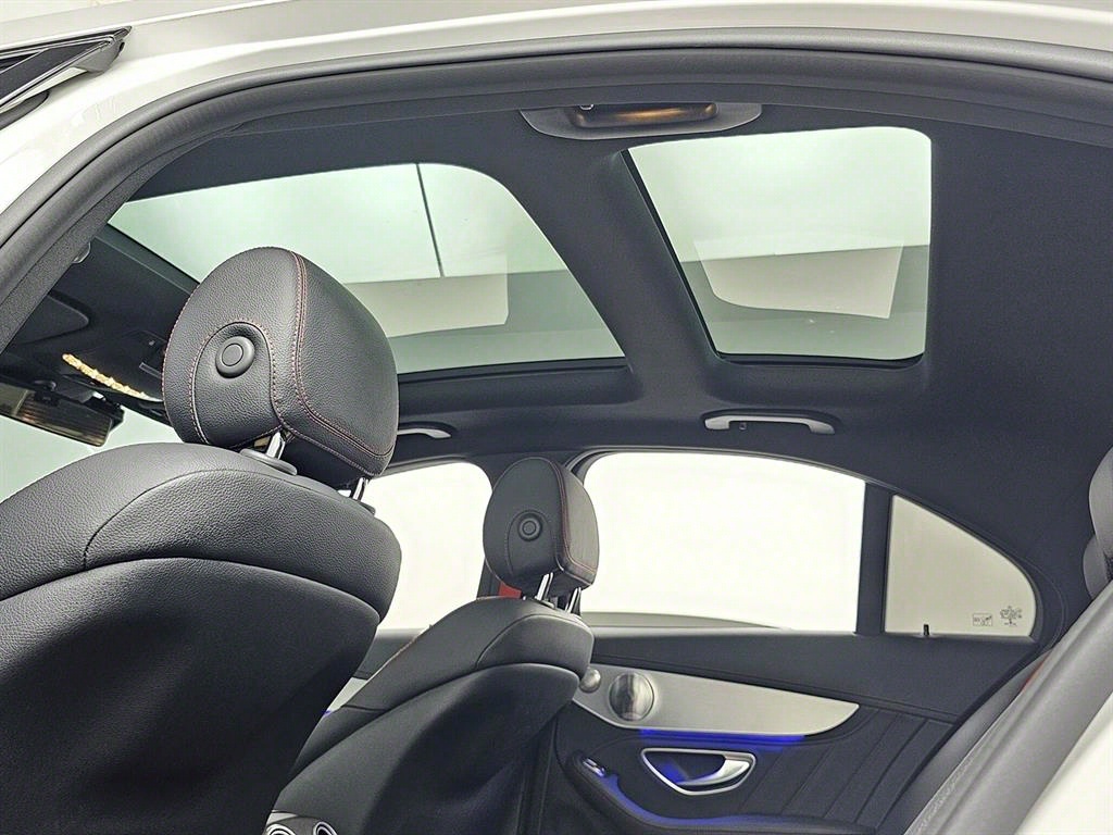 Mercedes Benz C Class 2019 Negro - Importación desde Corea - HF Imports Iquique - Foto 19