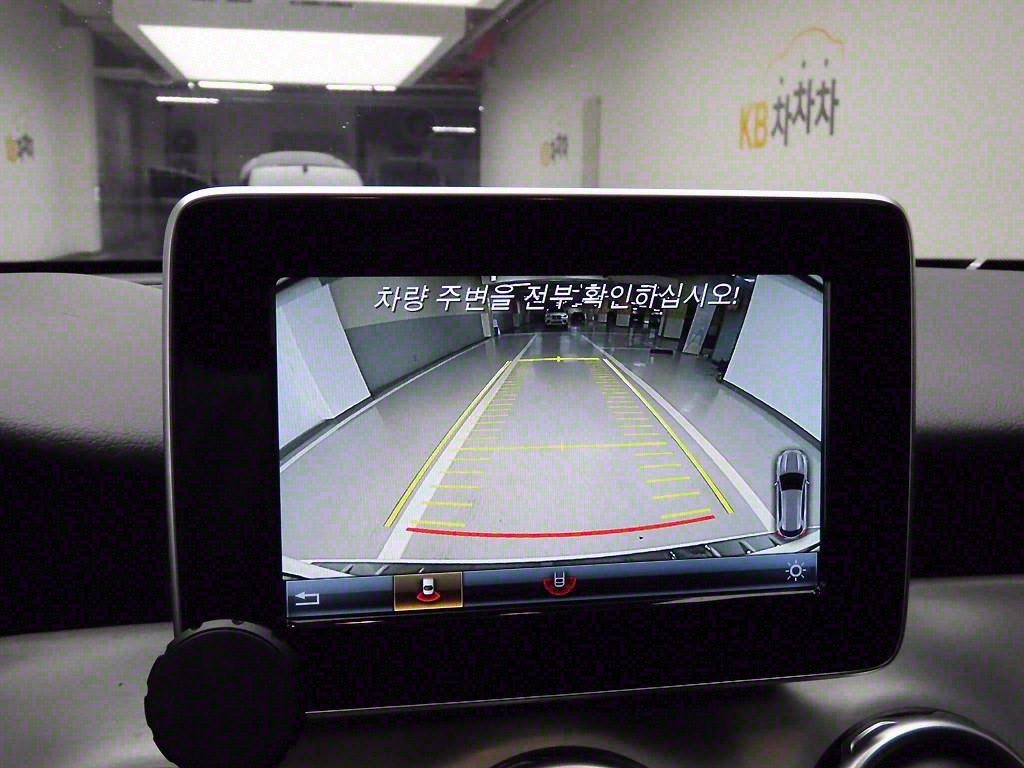 Mercedes Benz GLA Class 2018 - Importación desde Corea - HF Imports Iquique - Foto 15