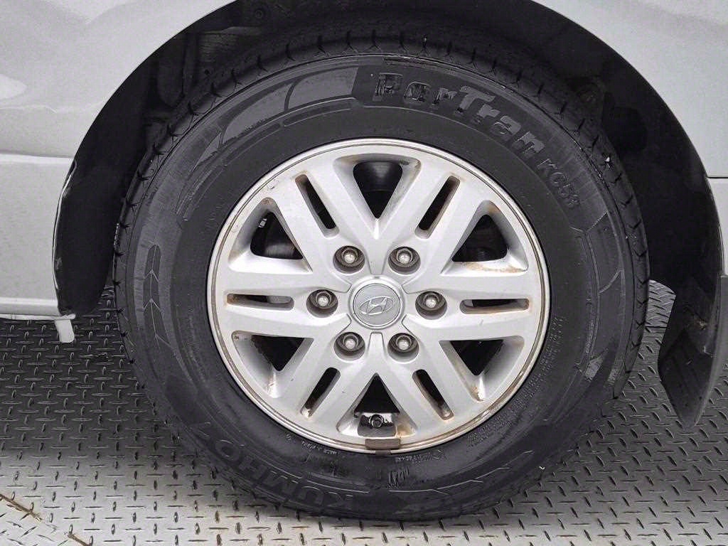 HYUNDAI Starex 2017 Plateado - Importación desde Corea - HF Imports Iquique - Foto 17