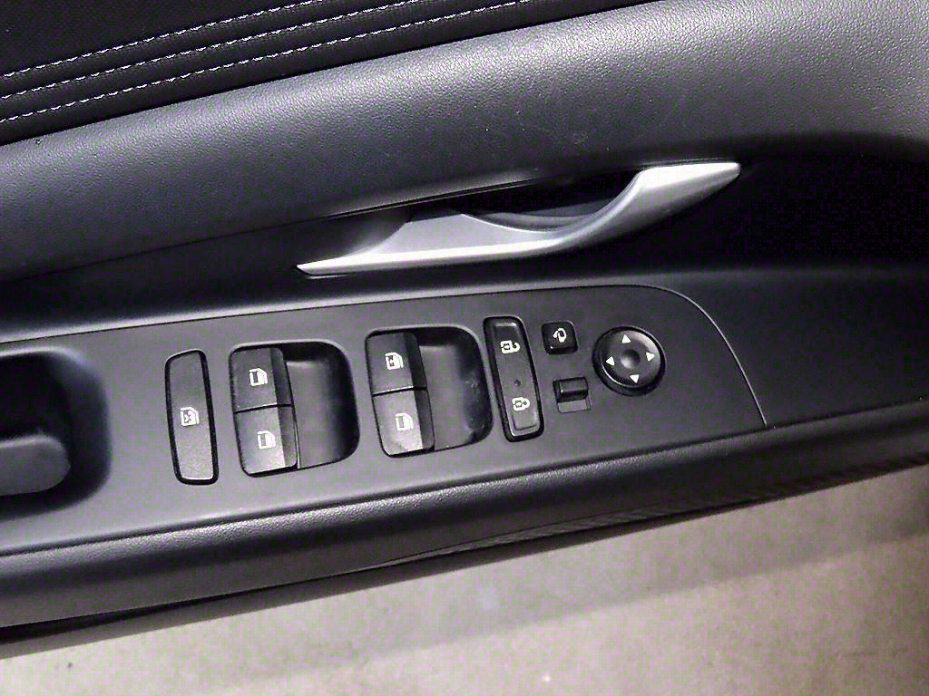 HYUNDAI Avante 2023 - Importación desde Corea - HF Imports Iquique - Foto 13