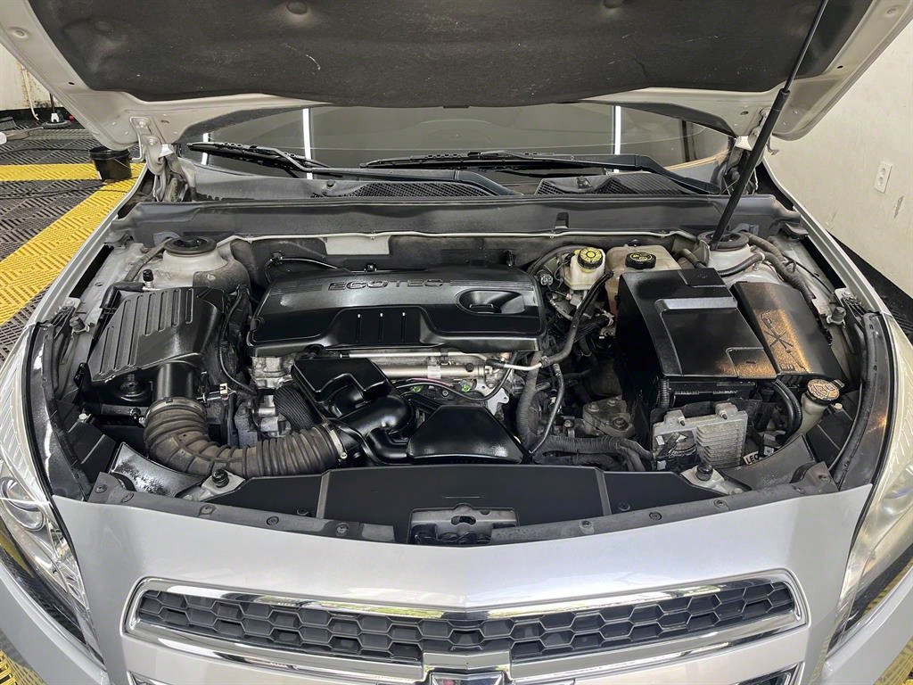 Chevrolet Malibu - Vista 7