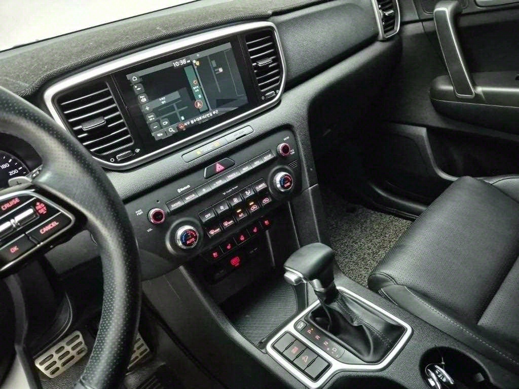 KIA Sportage - Vista 10