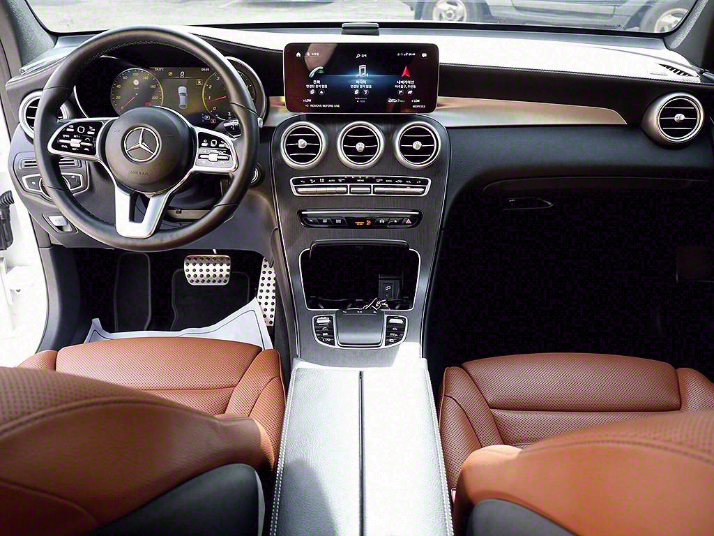 Mercedes Benz GLC Class - Vista 9