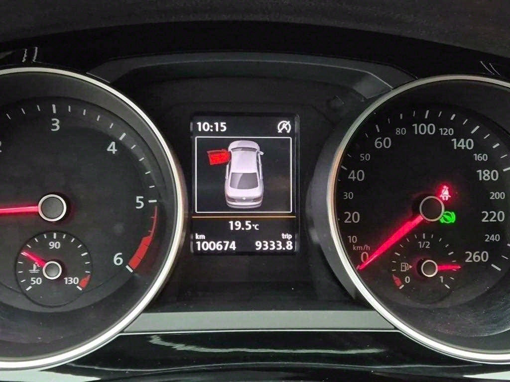 Volkswagen Jetta - Vista 6