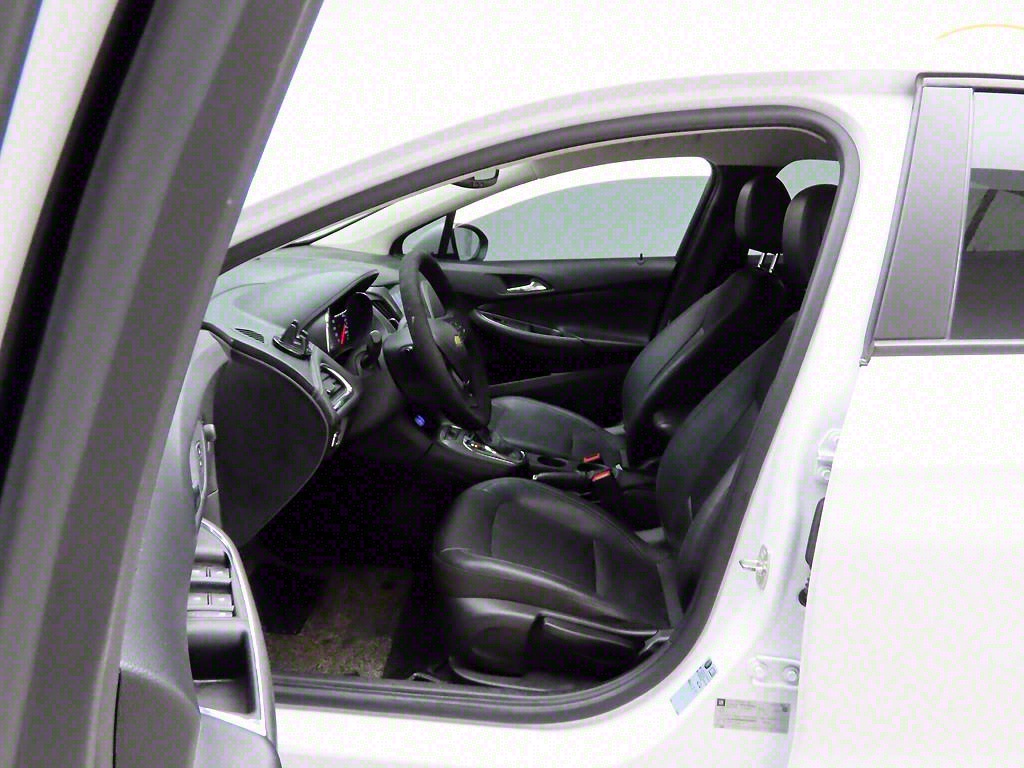 Chevrolet Cruise 2017 Blanco - Importación desde Corea - HF Imports Iquique - Foto 13