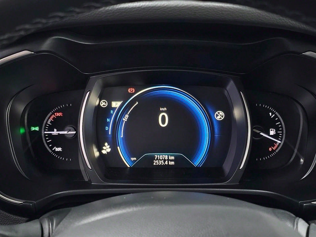 SAMSUNG QM6 - Vista 8