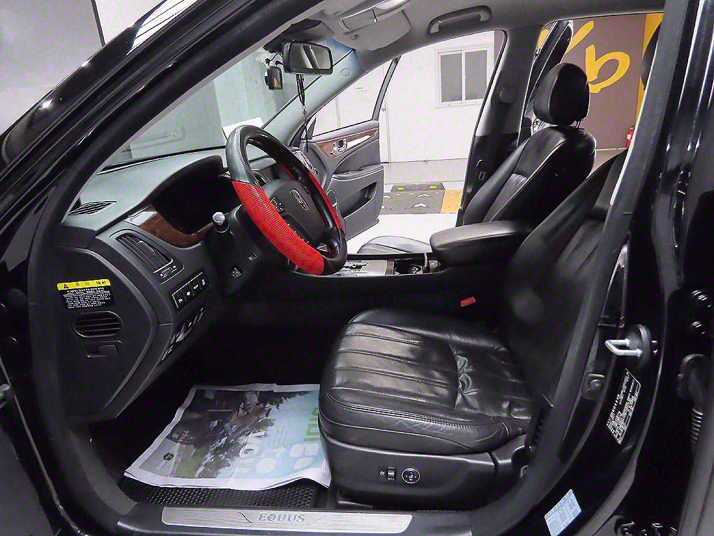 HYUNDAI Equus 2012 Negro - Importación desde Corea - HF Imports Iquique - Foto 12