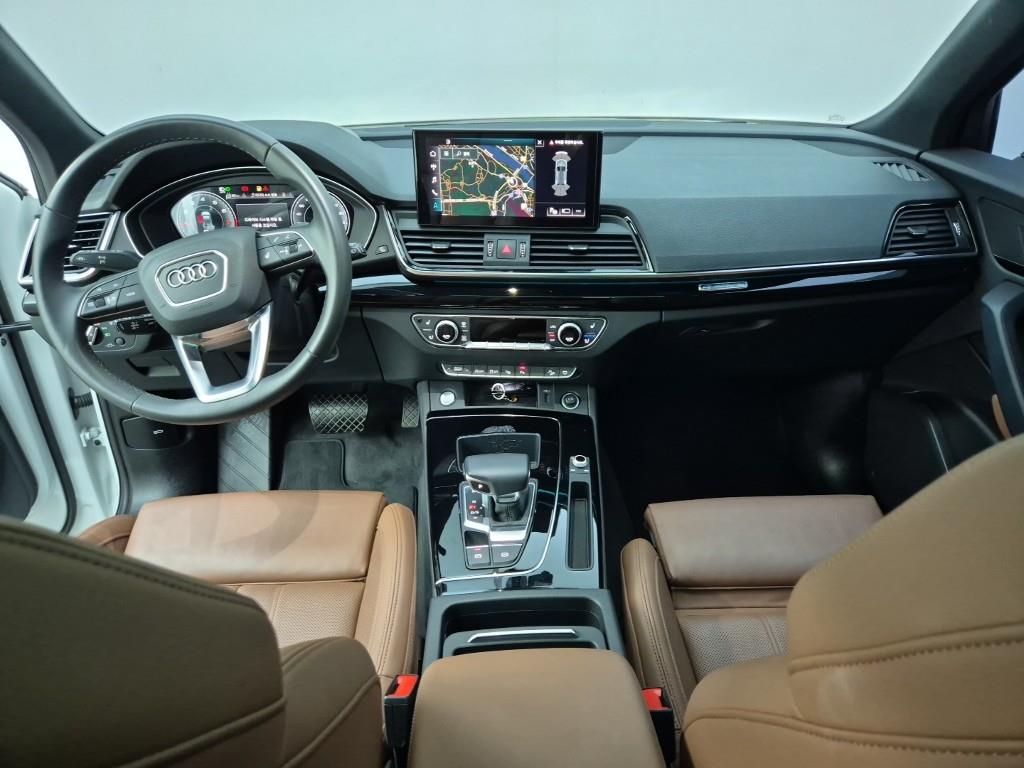 Audi Q5 - Vista 5