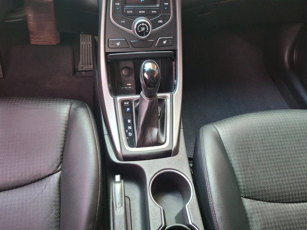 HYUNDAI Avante 2014 Gris - Importación desde Corea - HF Imports Iquique - Foto 17