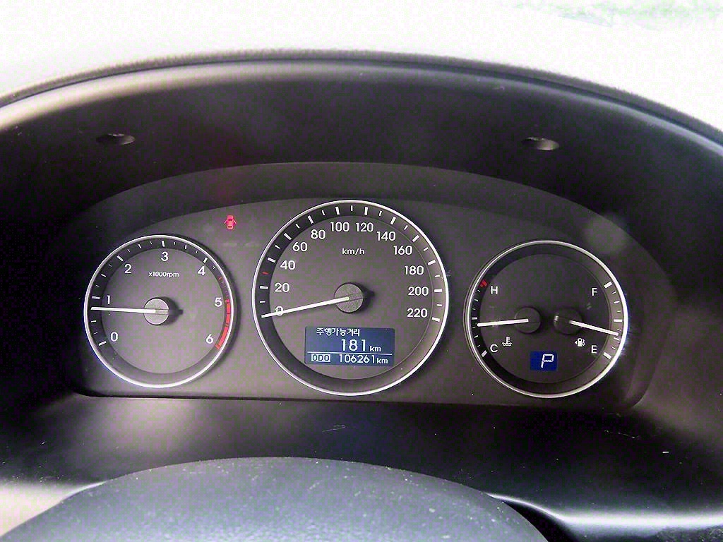 HYUNDAI Starex - Vista 9